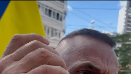 Corporatiștii, luați la țintă de agitatorii din Piața Victoriei: „Sataniștilor!” Furia s-a revărsat...