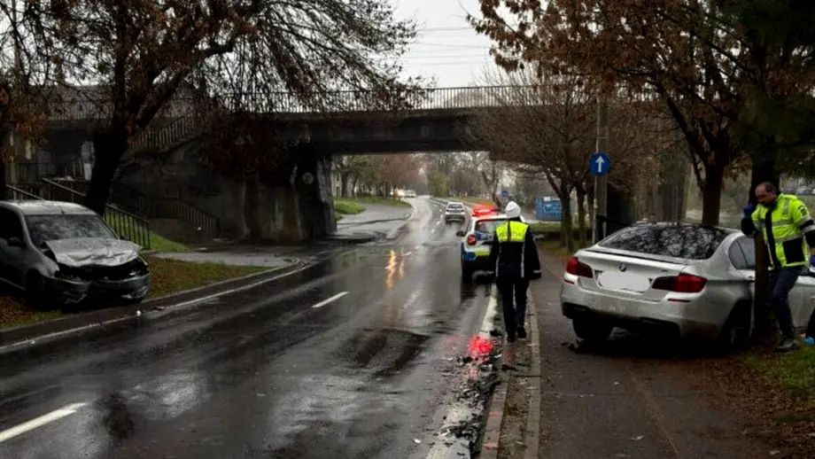 Fetita de 8 ani si parintii ei bagati in spital de un vitezoman la Timisoara Dupa ce a provocat accidentul soferul vinovat a fugit